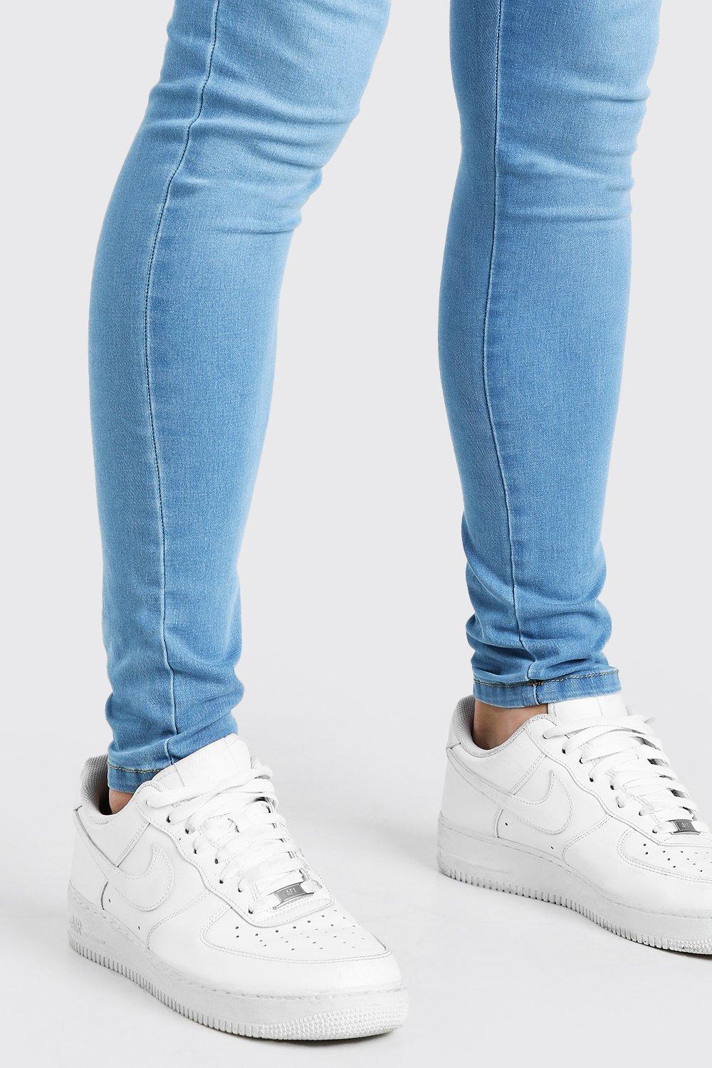 Boohoo spray best sale on skinny jeans